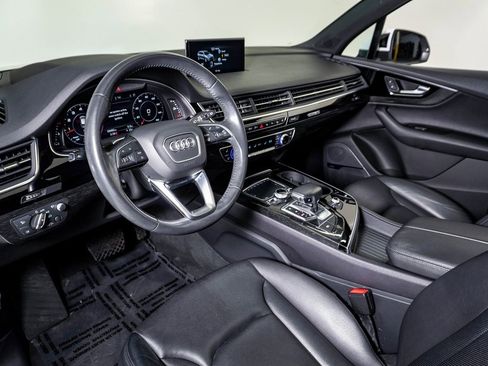 Used 2019 Audi Q7 3.0T Prestige w/ Prestige Package image 20