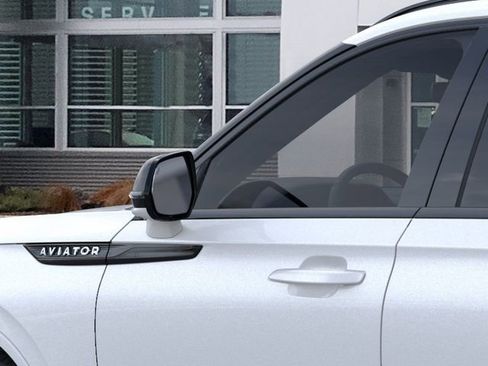 New 2026 Lincoln Aviator AWD w/ Jet Appearance Package image 20