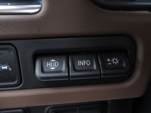 Used 2023 Chevrolet Tahoe High Country w/ Advanced Technology Package image 20