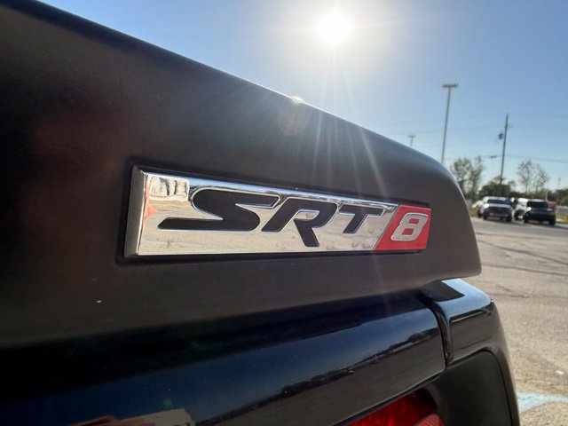 Used 2009 Dodge Challenger SRT8 w/ SRT Option Group II RWD image 5