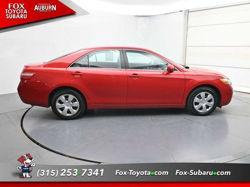 Used 2009 Toyota Camry LE FWD image 17