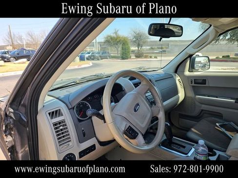 Used 2011 Ford Escape XLT image 5