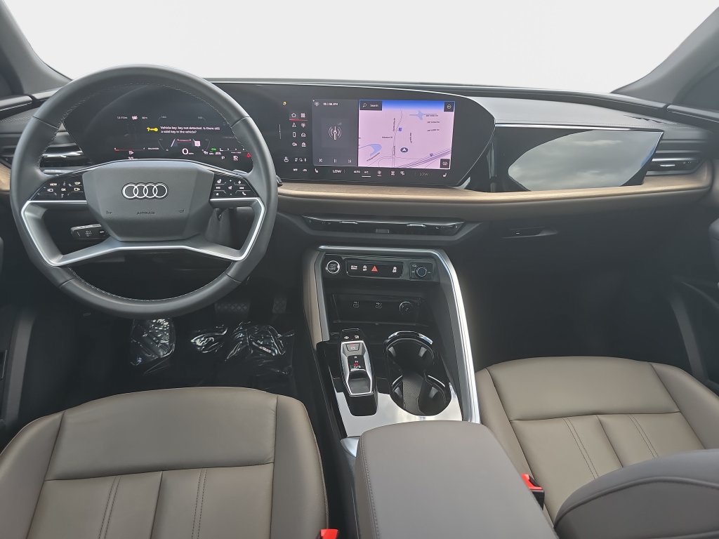 Certified 2025 Audi Q5 Premium w/ Premium Plus AWD/4WD image 9