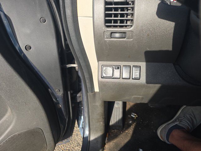 Used 2016 Nissan Frontier SV RWD image 14