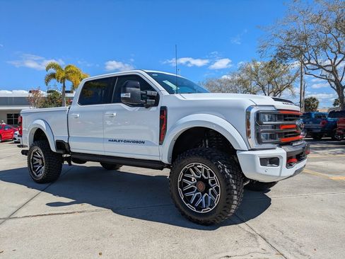 New 2026 Ford F250 Lariat w/ Black Appearance Package AWD/4WD image 7