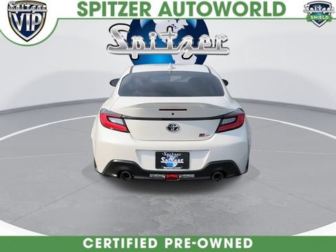 Used 2024 Toyota GR86 Premium RWD image 8