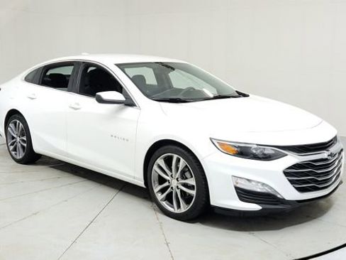 Used 2022 Chevrolet Malibu LT image 7