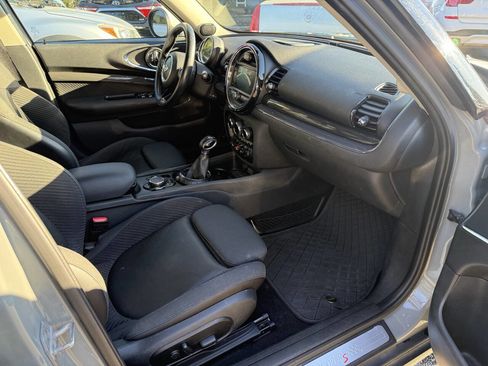 Used 2017 MINI Cooper Clubman S image 13