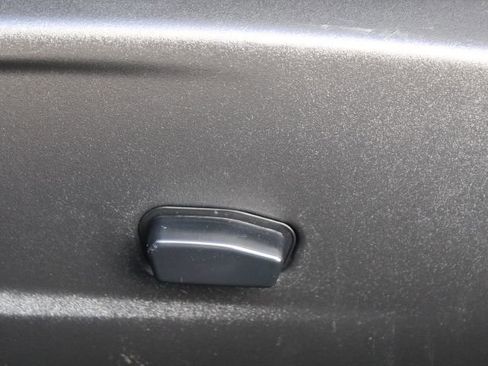 Used 2020 Dodge Challenger R/T w/ Plus Package image 15