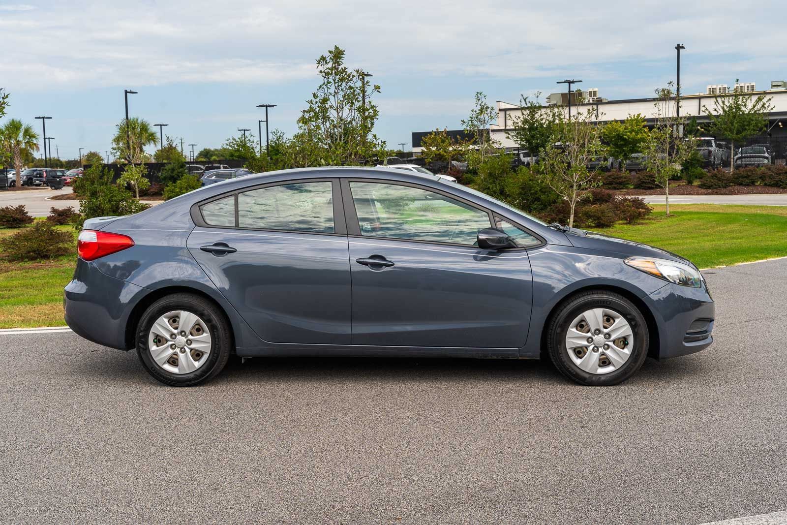 Used 2015 Kia Forte LX w/ Popular Package FWD image 8