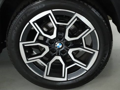 Used 2025 BMW X1 xDrive28i AWD/4WD image 45