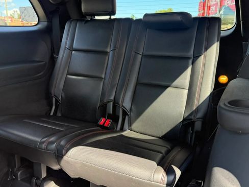 Used 2018 Dodge Durango R/T w/ Blacktop Package AWD/4WD image 19