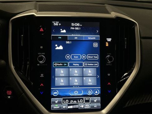 Used 2024 Subaru Ascent Premium w/ Convenience Package image 11