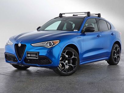 Used 2023 Alfa Romeo Stelvio Estrema