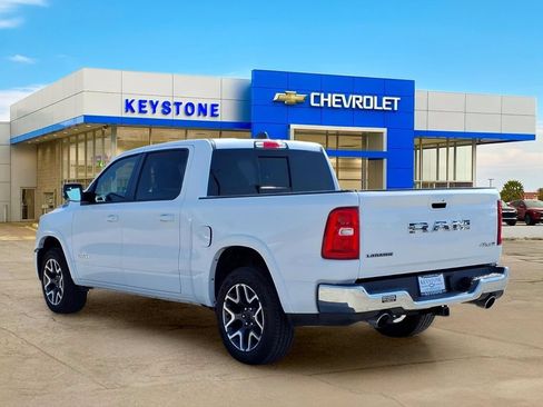 Used 2025 RAM 1500 Laramie AWD/4WD image 5
