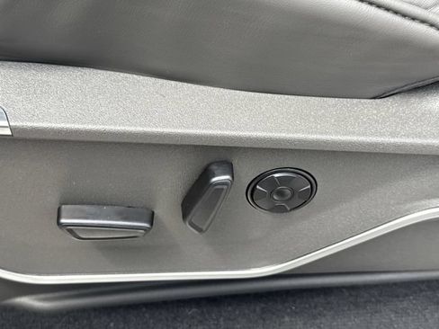 New 2026 Ford F250 Platinum w/ Platinum Plus Package AWD/4WD image 23