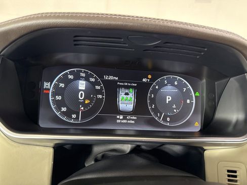 Used 2017 Land Rover Range Rover Supercharged AWD/4WD image 34