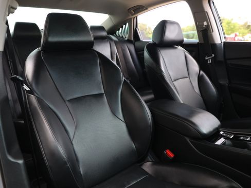 Used 2023 Honda Accord EX-L image 22