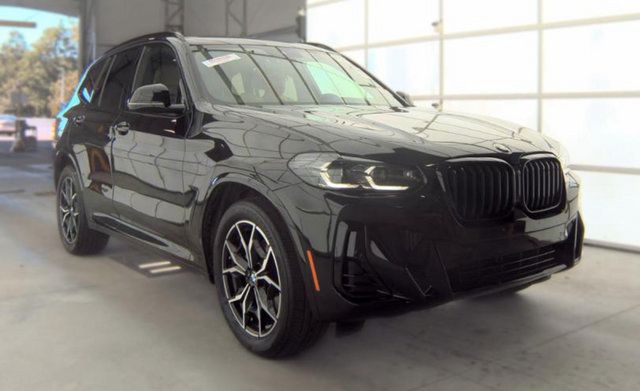 Used 2024 BMW X3 xDrive30i w/ M Sport Package AWD/4WD image 2