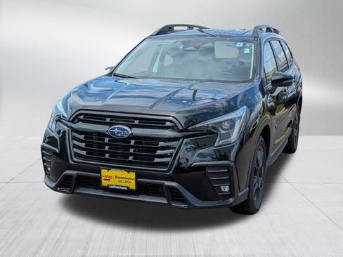 Used 2023 Subaru Ascent Onyx Edition AWD/4WD image 8