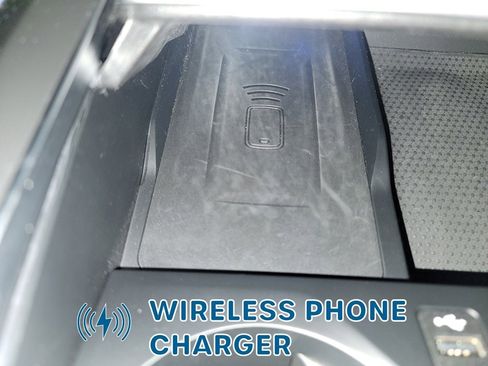 Used 2022 BMW X5 xDrive45e w/ M Sport Package image 28