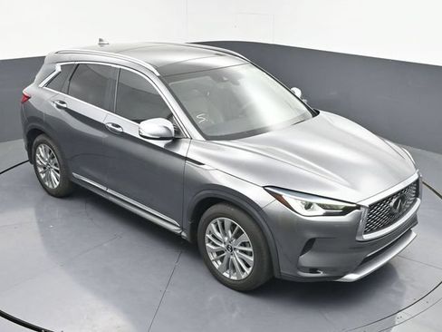 Used 2023 INFINITI QX50 Luxe w/ Accent Package FWD image 38