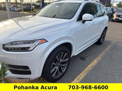 Used 2017 Volvo XC90 T6 Momentum w/ Vision Package AWD/4WD image 3