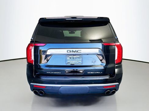 Used 2021 GMC Yukon XL Denali AWD/4WD image 6