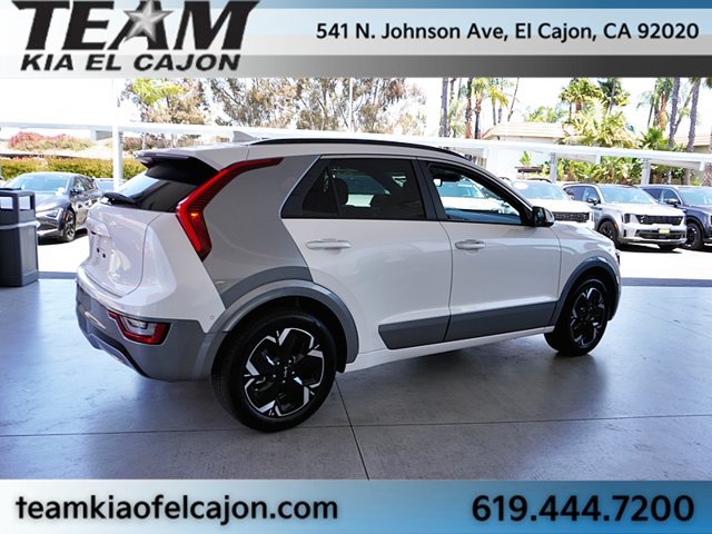 New 2026 Kia Niro Wave w/ Wave Preserve Package FWD image 9