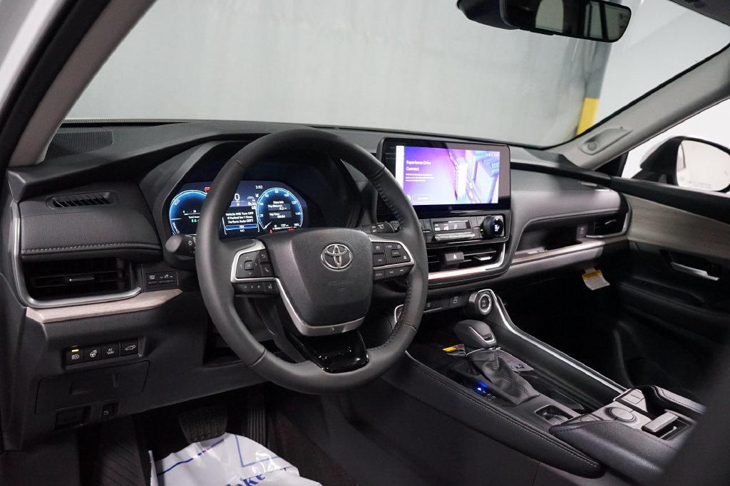 New 2026 Toyota Grand Highlander AWD Hybrid image 11