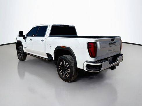 Used 2026 GMC Sierra 2500 Denali Ultimate AWD/4WD image 5