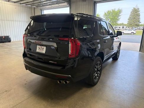 Used 2024 GMC Yukon AT4 w/ Technology Package AWD/4WD image 5