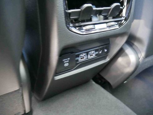 New 2025 Jeep Grand Cherokee Overland w/ Adv Protech Group III image 15