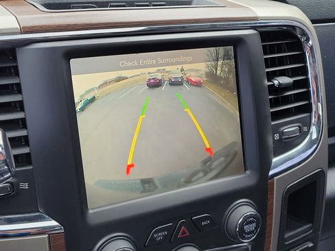 Used 2014 RAM 2500 Laramie w/ Black Appearance Group image 24