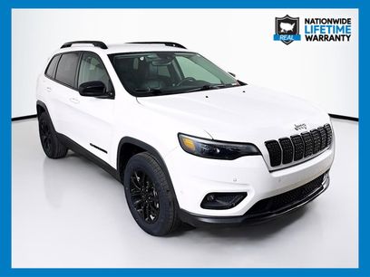 Used 2023 Jeep Cherokee Altitude Lux