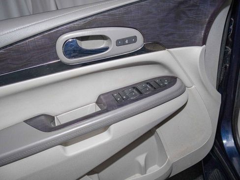 Used 2015 Buick Enclave Leather image 11