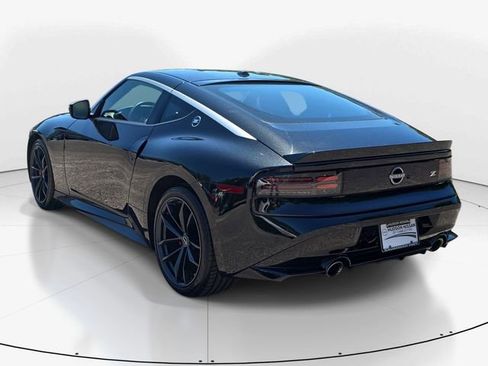 Used 2025 Nissan Z Performance w/ Floor Mat Package RWD image 8