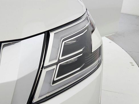 Used 2023 Nissan Armada Platinum w/ Cargo Package AWD/4WD image 38