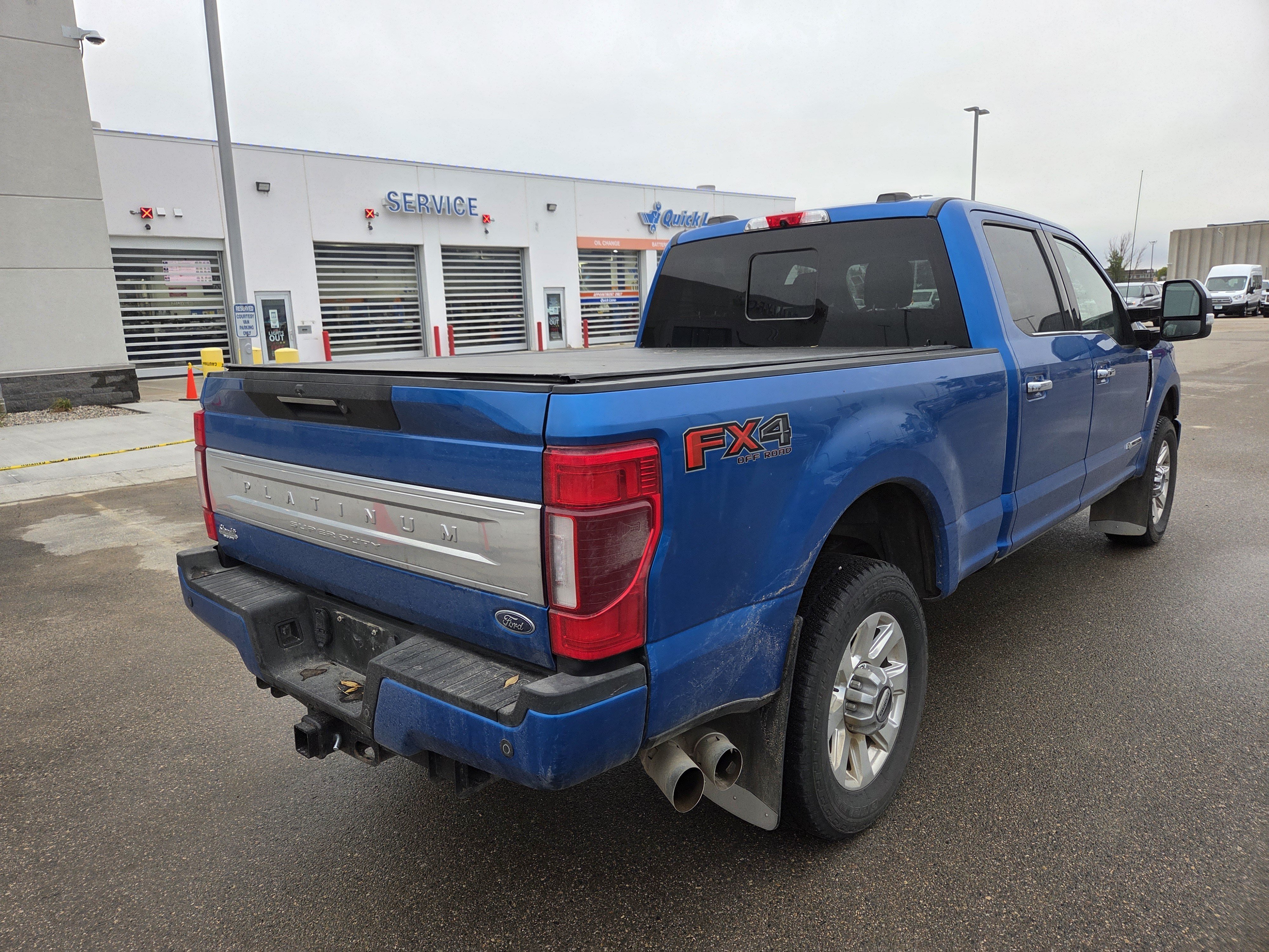 Used 2021 Ford F350 Platinum AWD/4WD image 5