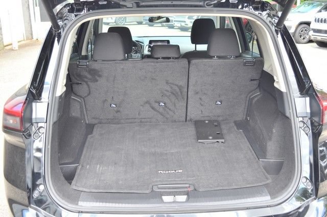 Used 2025 Nissan Rogue SV AWD/4WD image 35