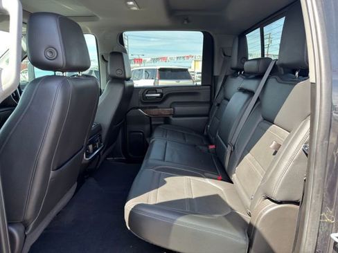 Used 2020 GMC Sierra 2500 Denali w/ Denali Ultimate Package AWD/4WD image 16