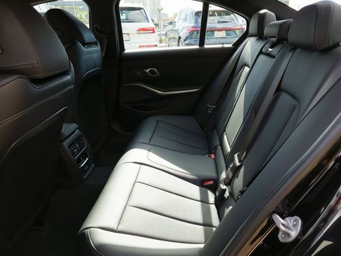 New 2026 BMW 330i Sedan w/ M Sport Package image 18