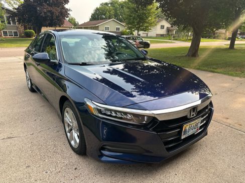 Used 2019 Honda Accord LX image 7