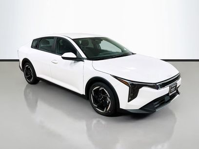 New 2025 Kia K4 EX