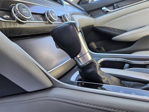 Used 2019 Honda Accord EX-L image 25