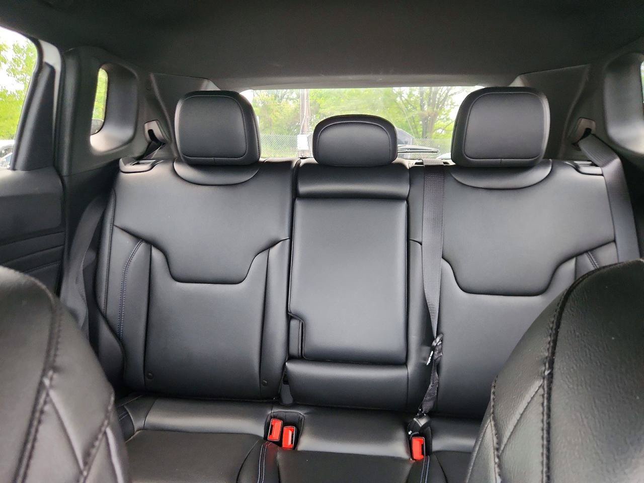 Used 2026 Jeep Compass Limited AWD/4WD image 7
