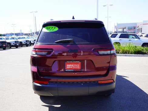 Used 2022 Jeep Grand Cherokee L Laredo AWD/4WD image 10