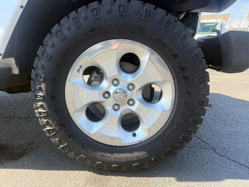 Used 2014 Jeep Wrangler Sahara w/ Trailer Tow Group AWD/4WD image 41
