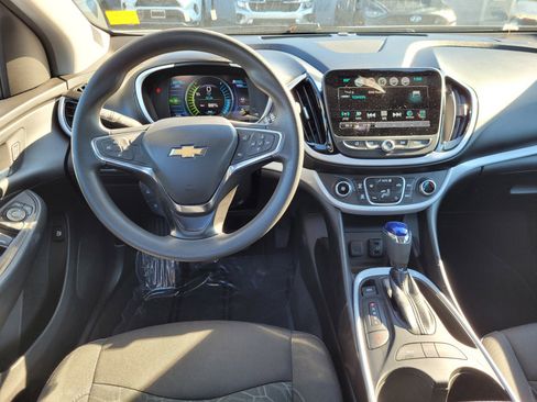Used 2018 Chevrolet Volt LT image 11