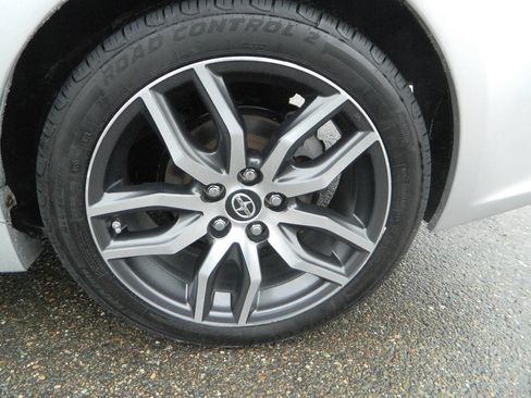 Used 2014 Scion tC image 21